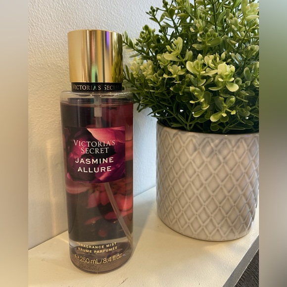 Victoria's Secret Bath & Body Victorias Secret Jasmine Allure